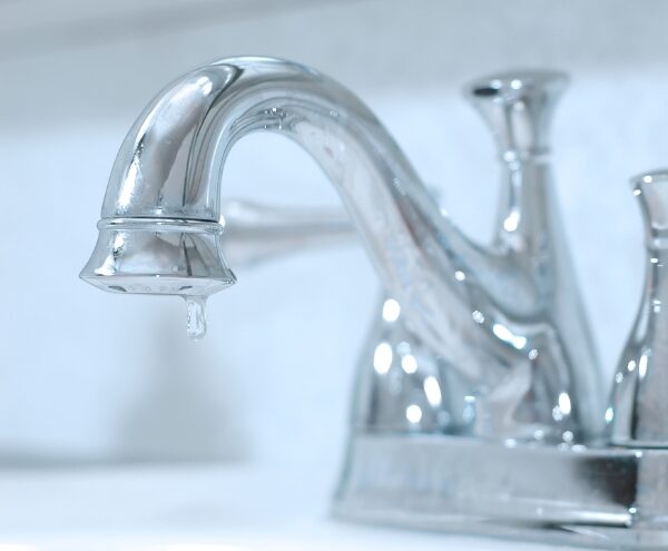 https://www.johnsadler.ca/wp-content/uploads/2022/11/Leaky-Faucets-e1669071662361.jpg